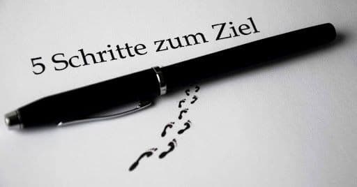 Ohne Investoren zum Bundeswehr-Auftrag: Wie ein Erste-Hilfe-Schlüsselanhänger zum bootstrapped B2B-Erfolg wurde
